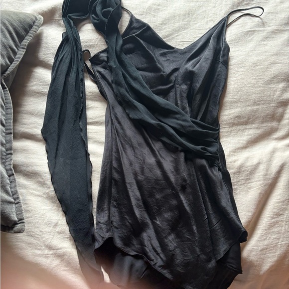 VTG Express Silk Scarf Tank - Picture 2 of 3